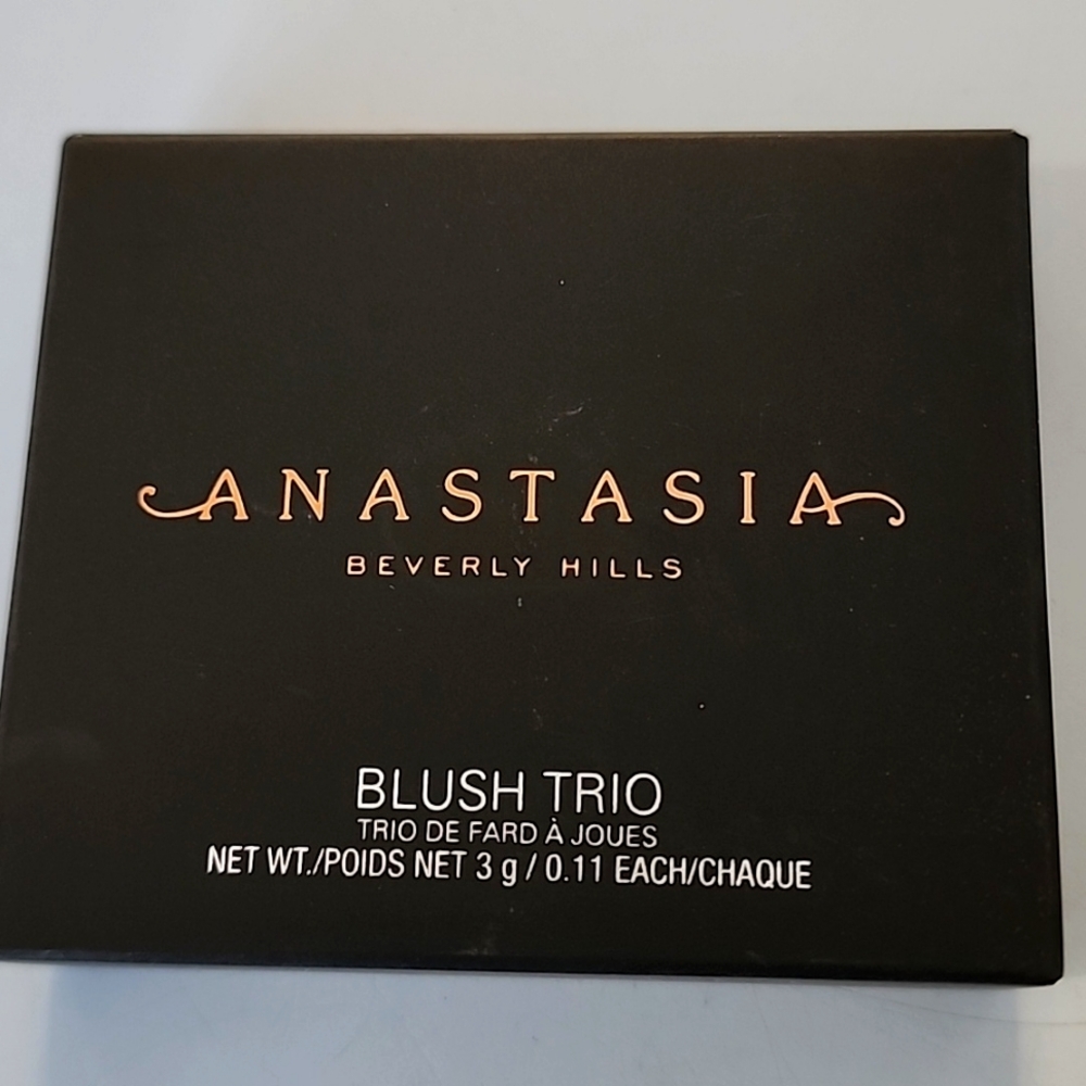 Anastasia Beverly Hills Blush Trio Peachy Love new in box